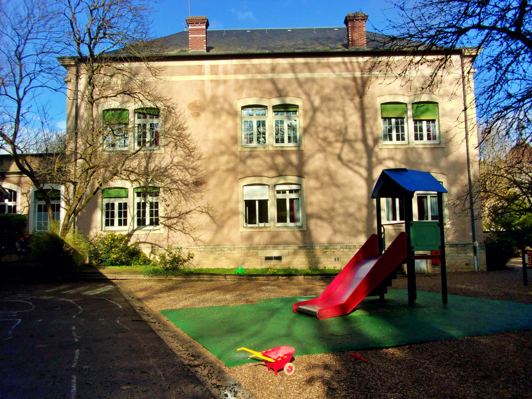 l'Ecole Maternelle Jeanne D'Arc Beaune Centre